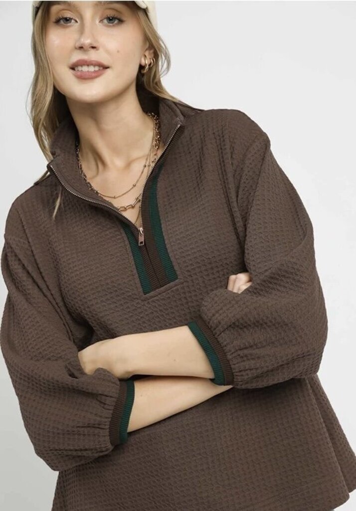 MATILDA COFFEE WAFFLE KNIT PULLOVER WITH STRIPED BAND