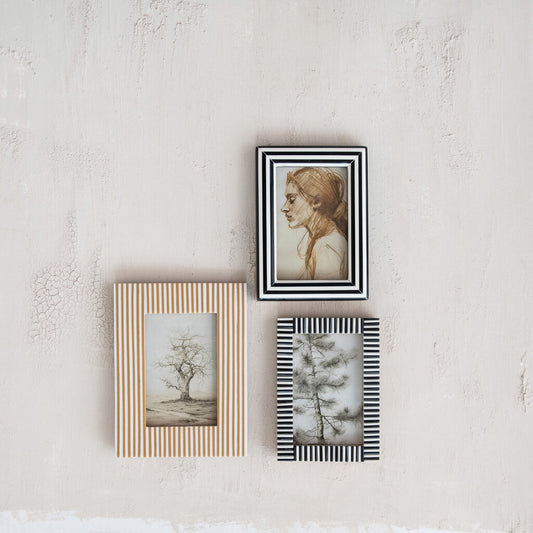 5X7 BLACK & WHITE RESIN FRAME