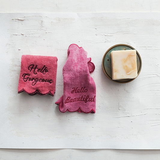 SET OF PINK TERRY WASHCLOTHS WITH SAYINGS