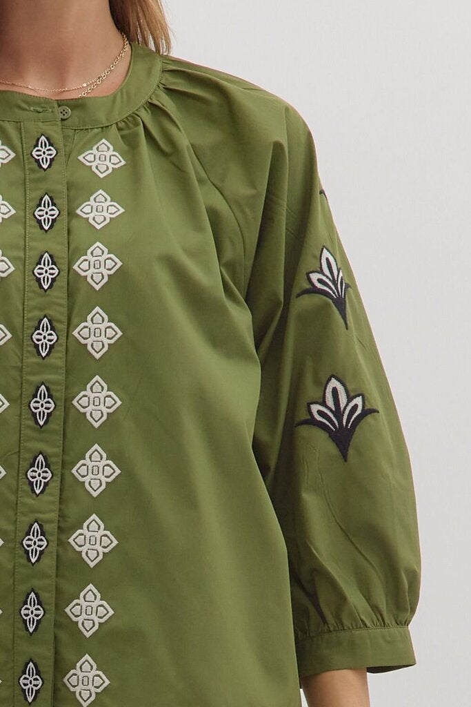 ALICE OLIVE EMBROIDERED TOP